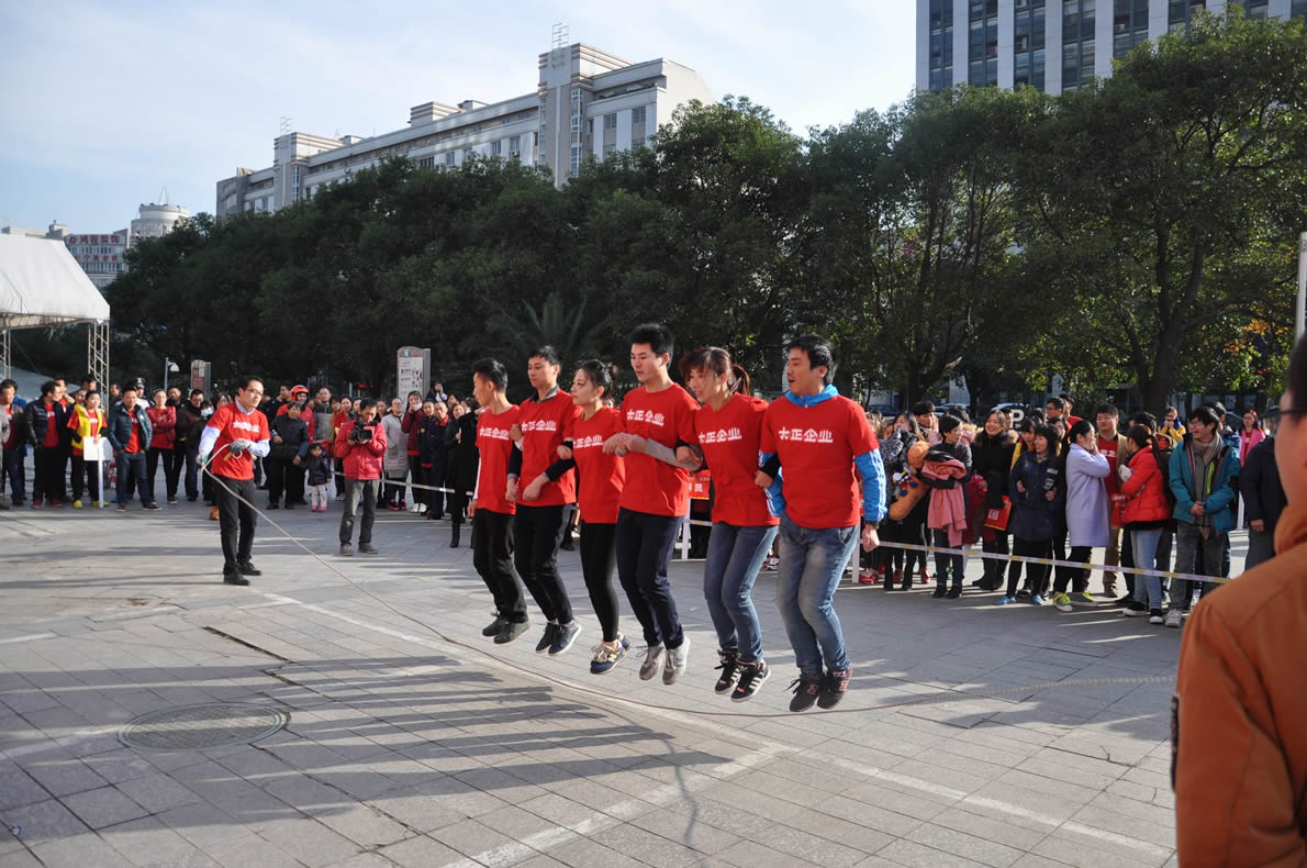 IM电竞企业蝉联长江国际“招行杯”跳长绳比赛冠军